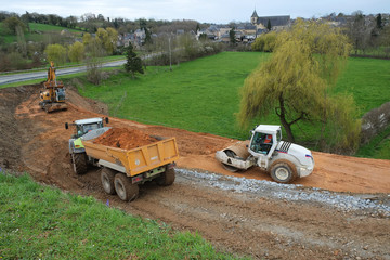 terrassement sur un grand terrain