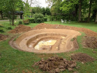 piscine creusée en construction